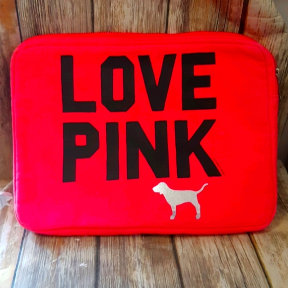 Love Pink laptop case